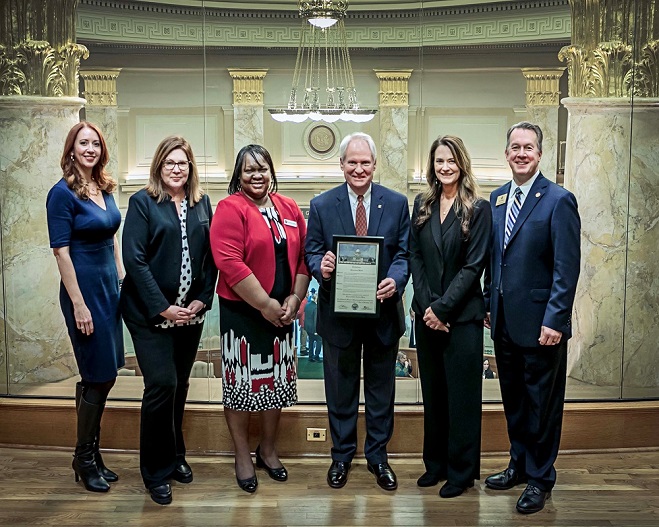 Simmons Bank recognized by the 94th General Assembly image